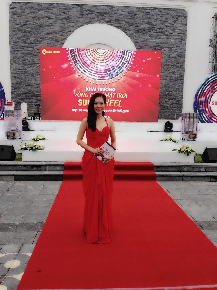 Irene Ho MC at SunWheel grand opening ceremony in Da Nang